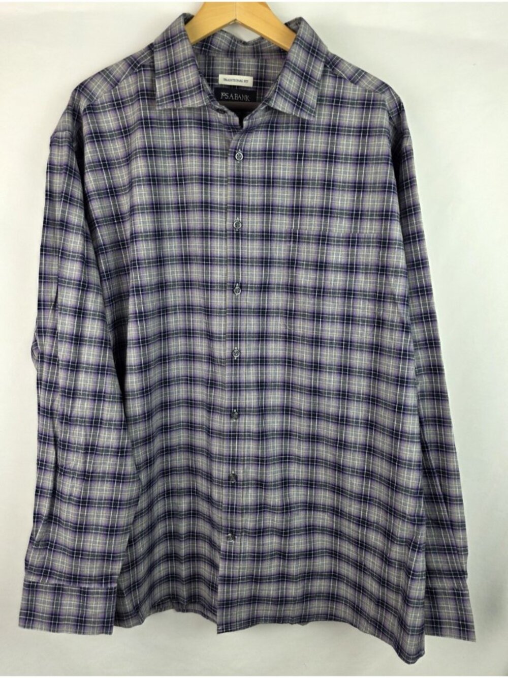 Jos A Bank Mens Shirt Size XL Purple Long Sleeve Button Down Traditional Fit